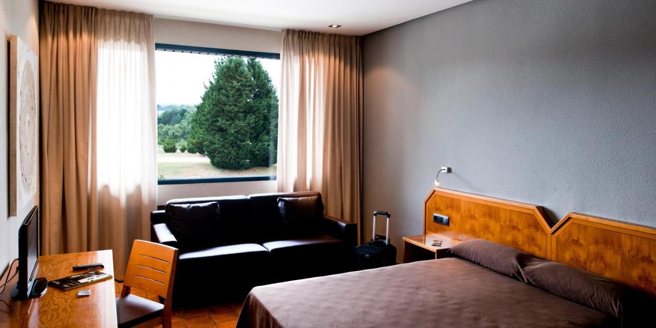As Hoteles Altube Zuia ภายนอก รูปภาพ